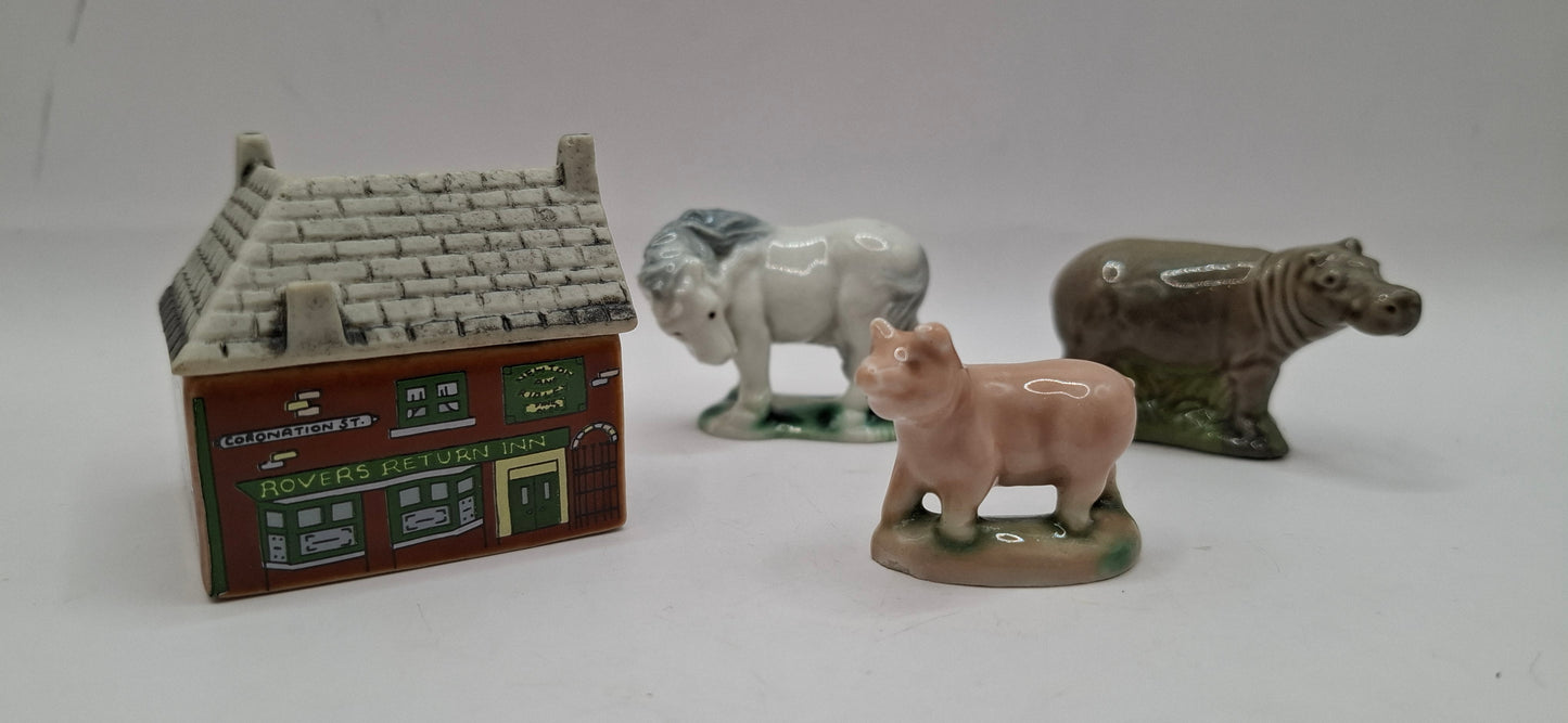 Wade Figures