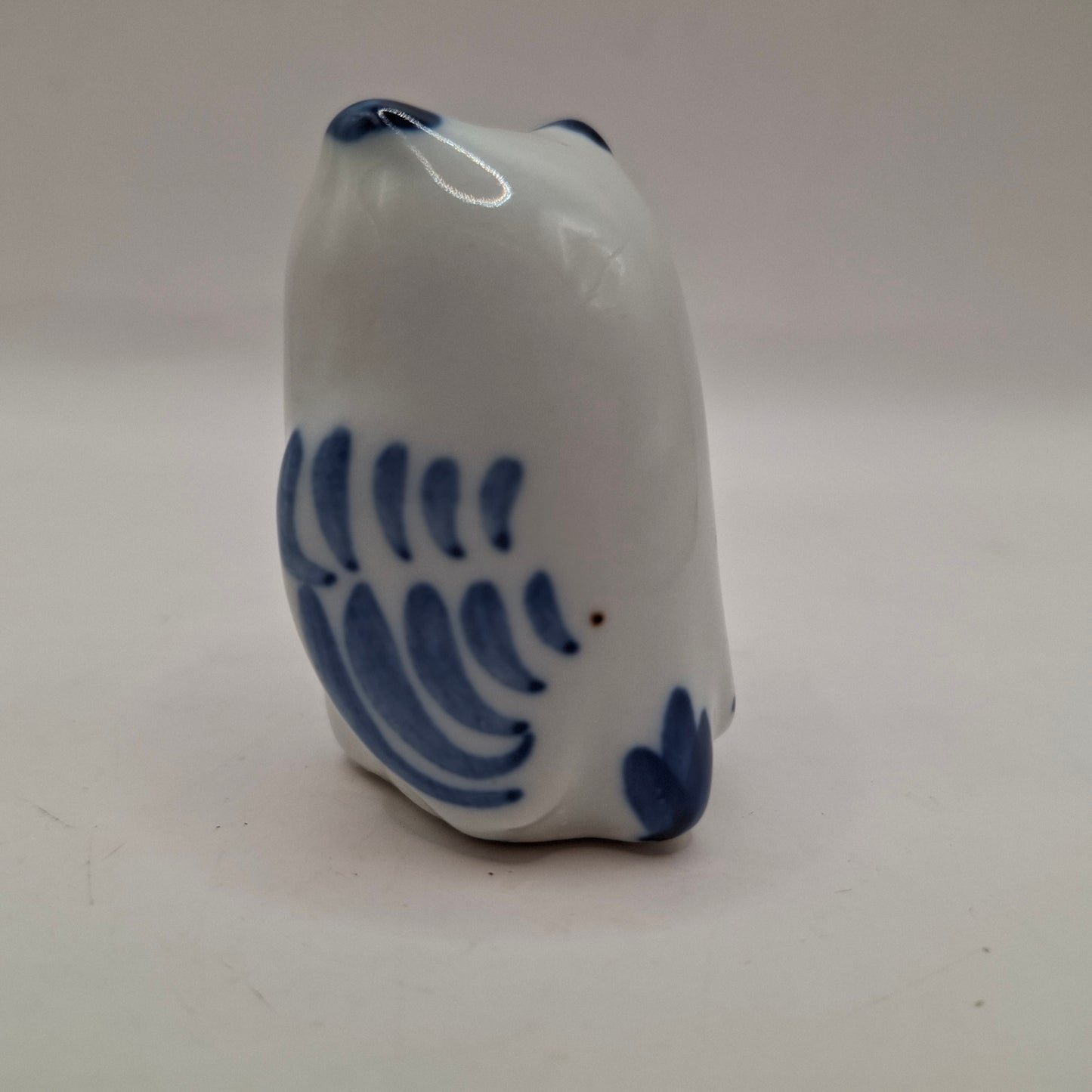 Blue & White Animals