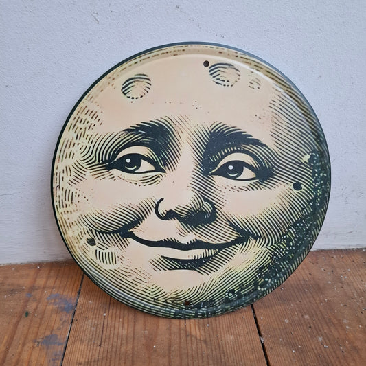 Moonhead