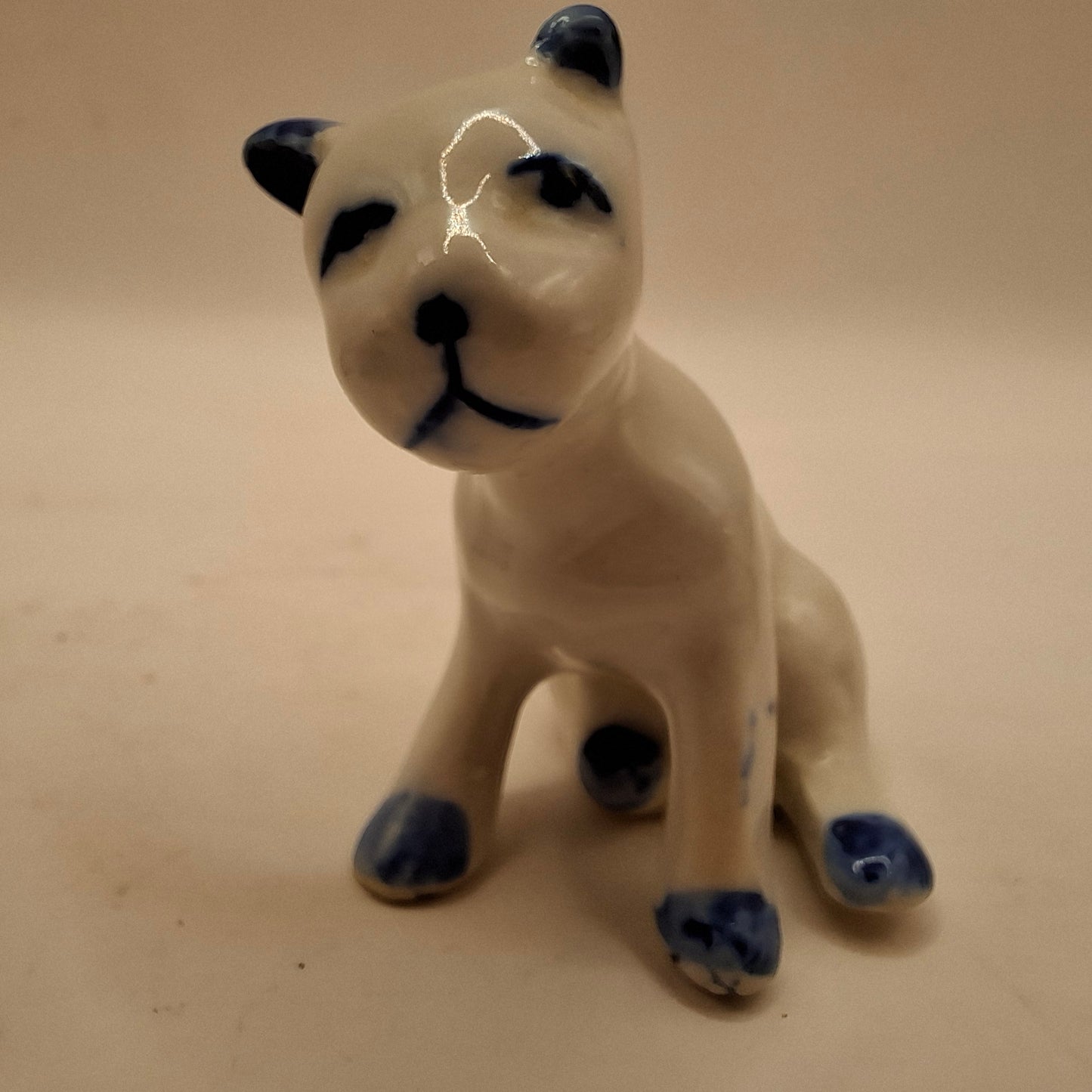 Blue & White Animals