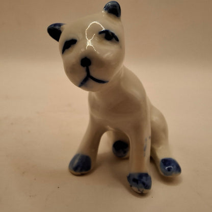 Blue & White Animals