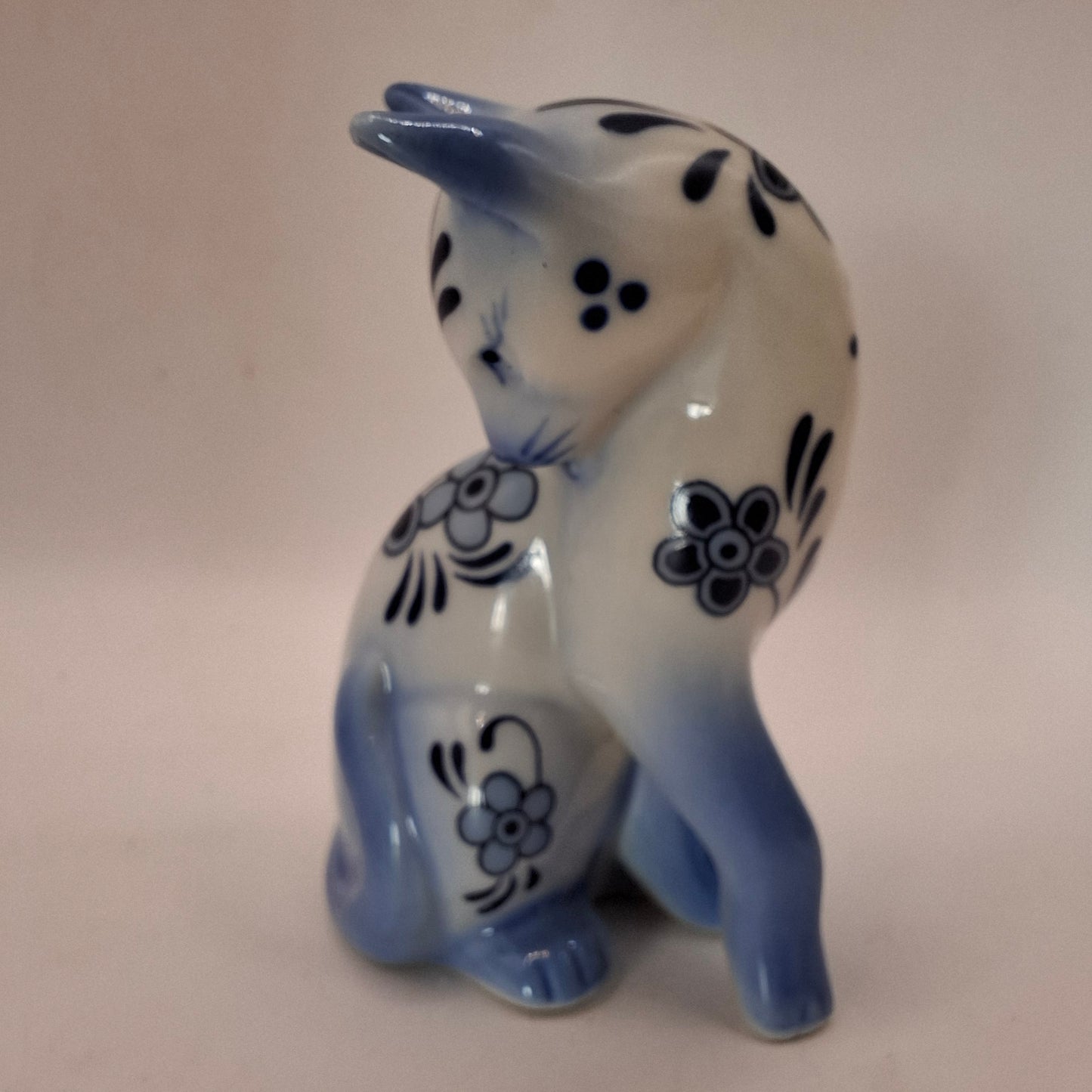 Blue & White Animals