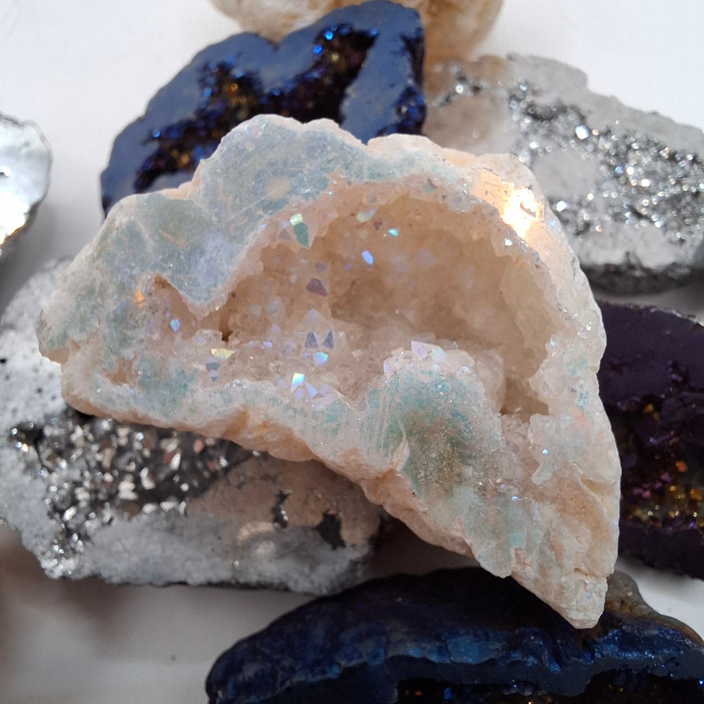 Aura Geodes but small