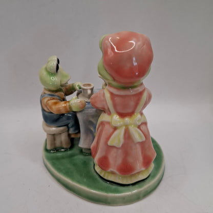 Weird Frogs (More of them!)