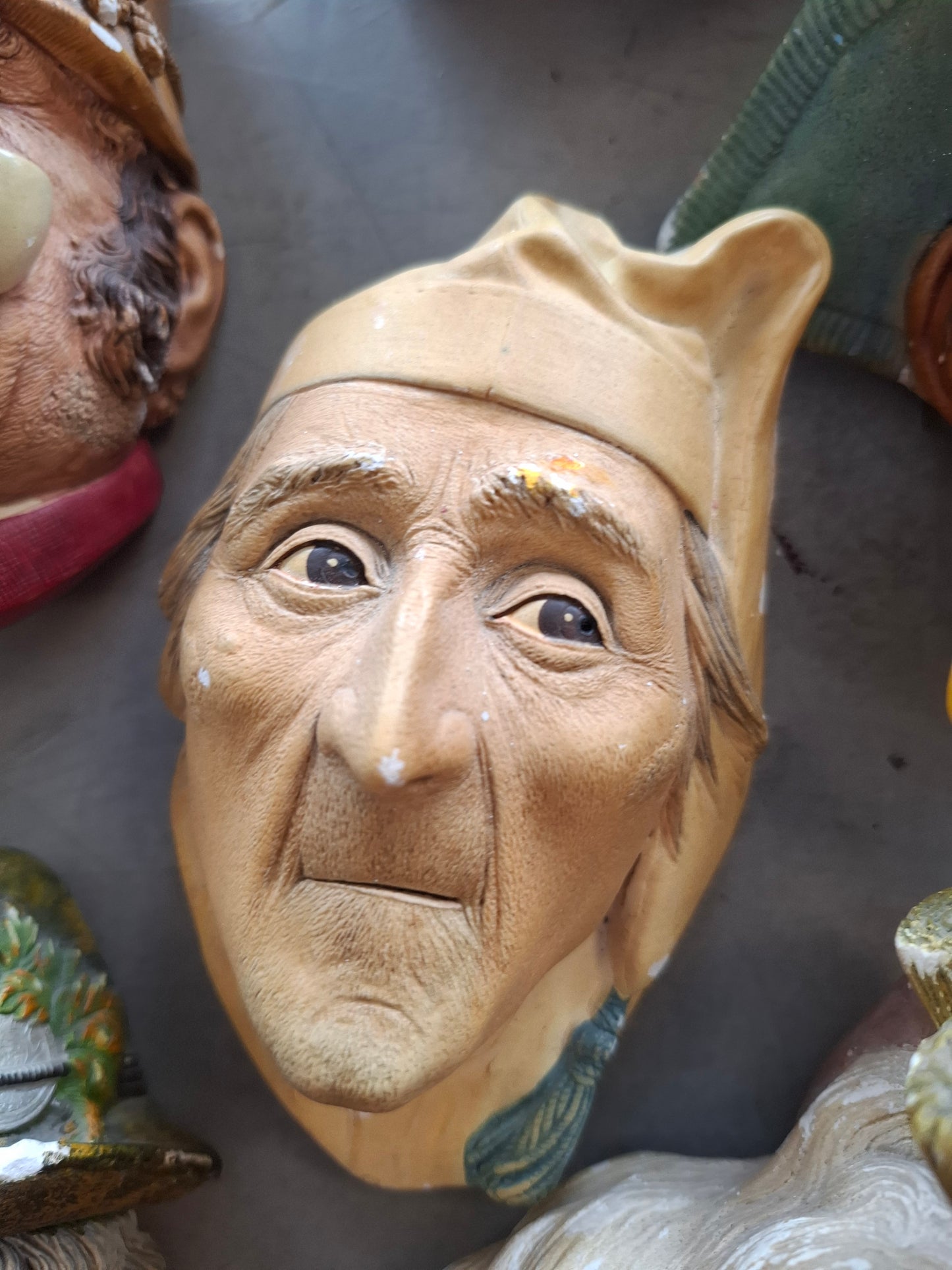 Mystery Head