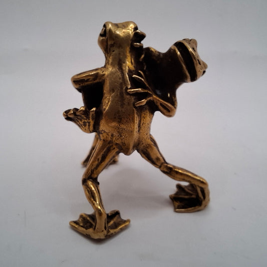 Fighting Frogs