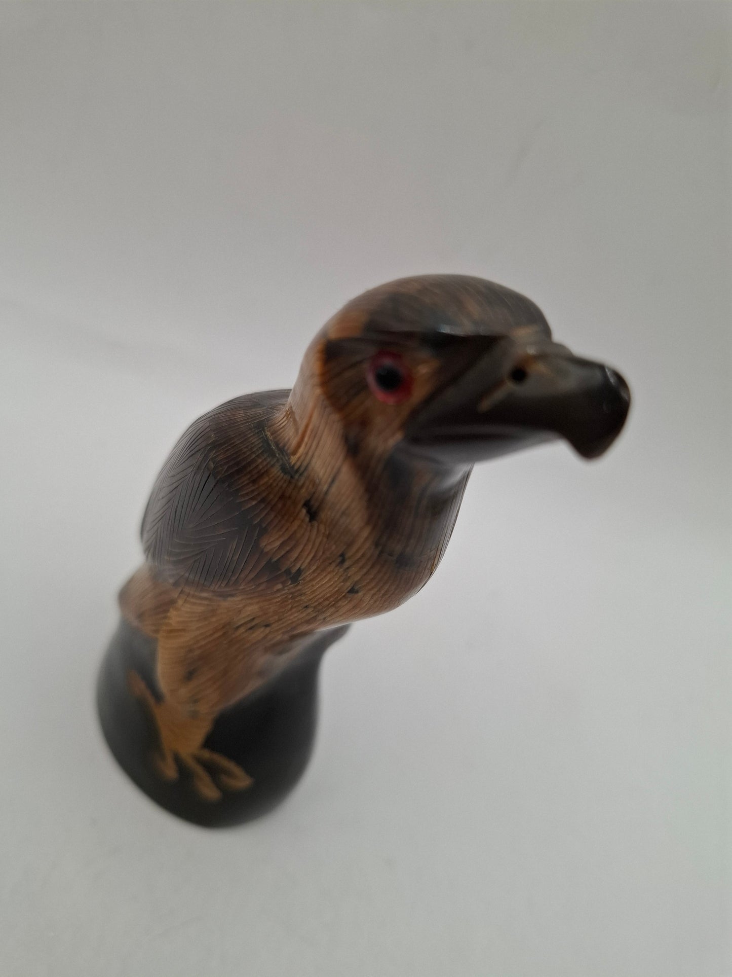 Horn Carving of a Bird (UK Only)