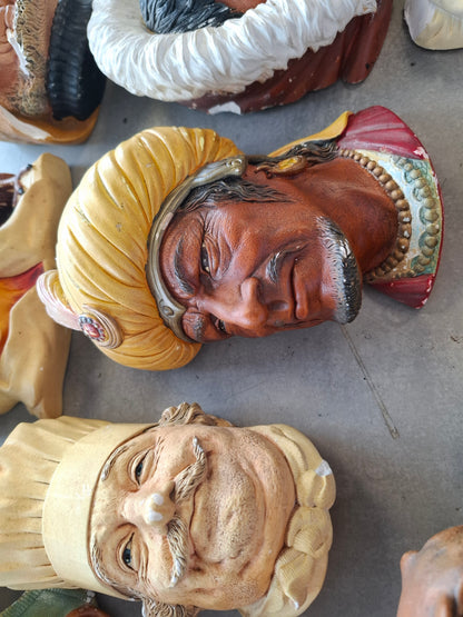 Mystery Head