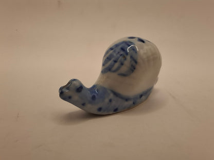 Blue & White Animals