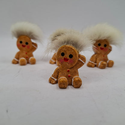 Festive Tufty Heads