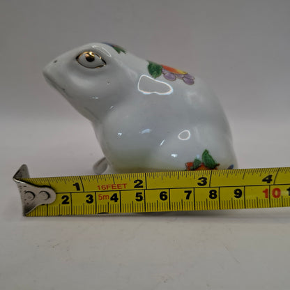 Weird Frogs (More of them!)