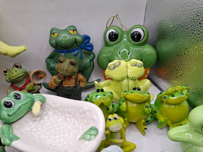 Random Frog Ornament