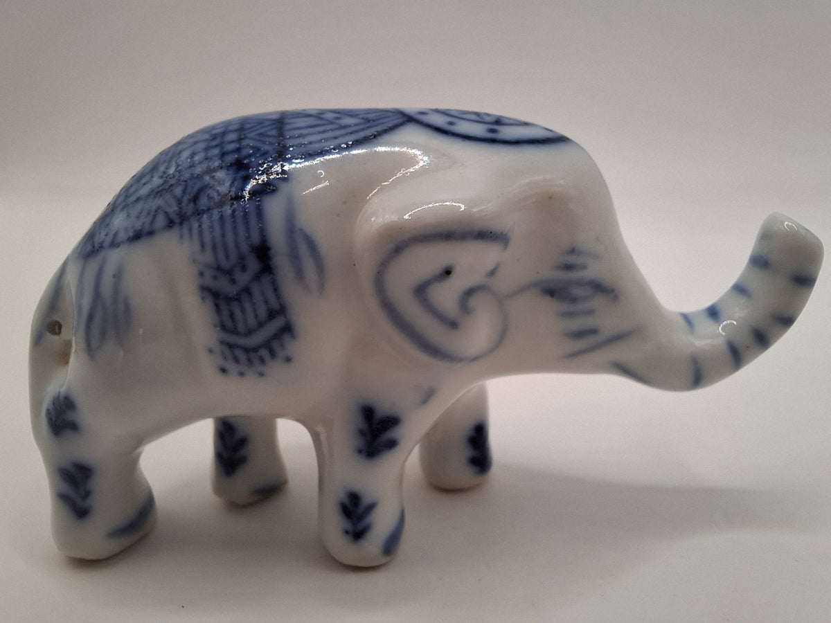 Blue & White Animals