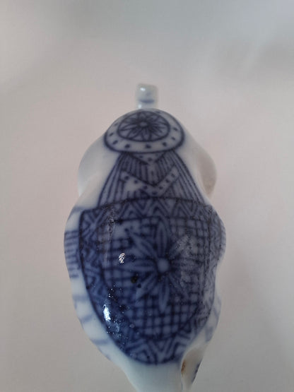 Blue & White Animals
