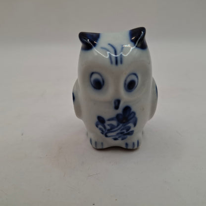 Blue & White Animals