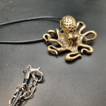 Octopus Necklaxe