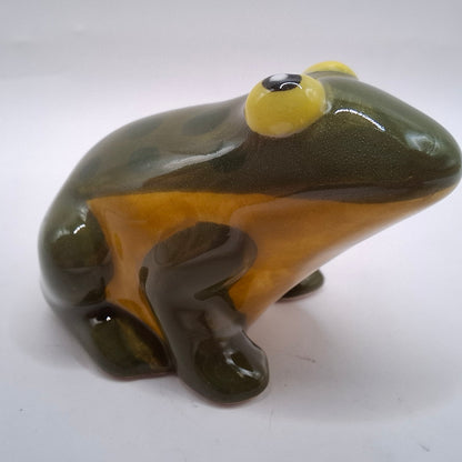 Gimpy Looking Frogs - by "CGB Giftware"